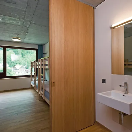 Youth Hostal Entrelagos
