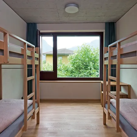 因特拉肯青年旅舍