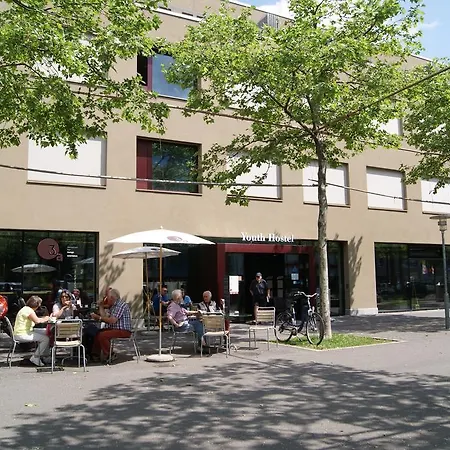 Youth Hostal Entrelagos